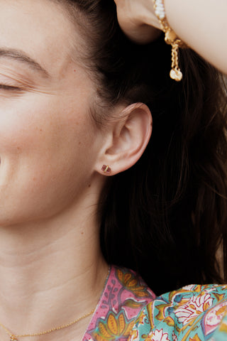 Boucles oreilles SHAKTI pencil tourmaline saphirs multicolores vermeil Atelier Siméon