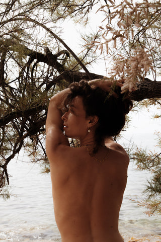 Boucles oreilles APURVA perles eau douce baroques créoles perlées plaqué or Atelier Siméon